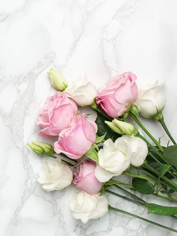 En Funeraria Pascual disponemos de servicio de floristería todos los días del año En Funeraria Pascual disponemos de servicio de floristería todos los días del año